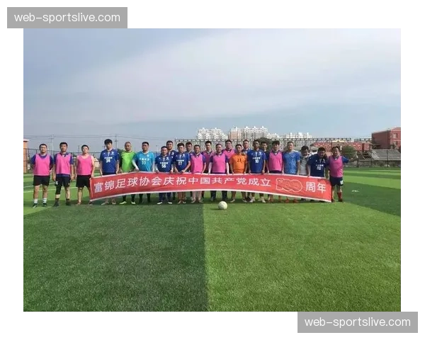 “全民足球节”联动中超多座城市，推动草根足球发展
