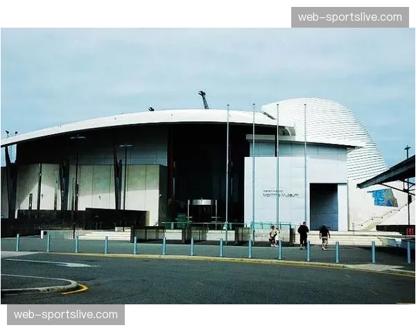 澳大利亚国家海事博物馆举办“泳装百年时尚演变”特展